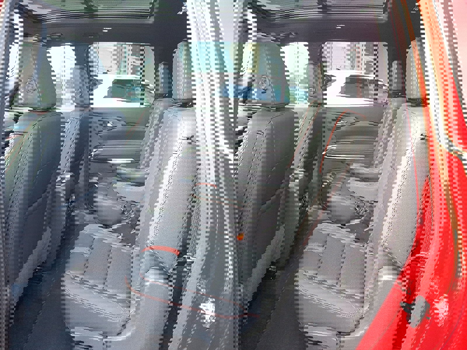 Used 2024 Chevrolet Traverse RS image 11