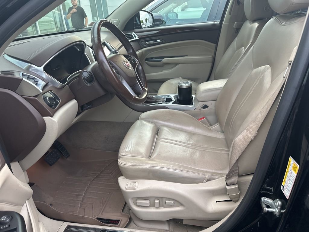 Used 2016 Cadillac SRX Luxury w/ Driver Awareness Package image 10