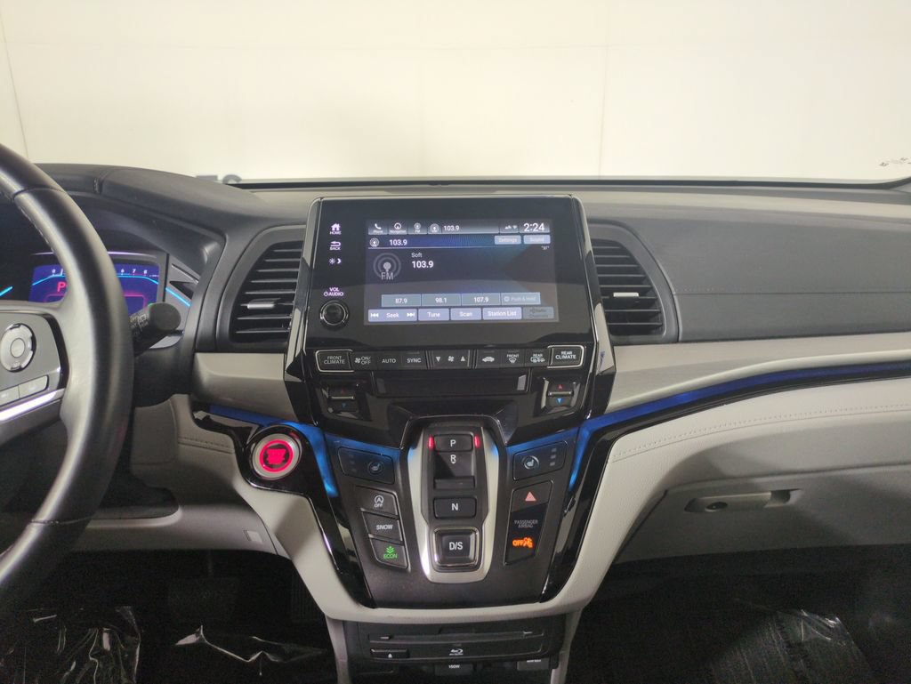 Certified 2024 Honda Odyssey Touring image 22