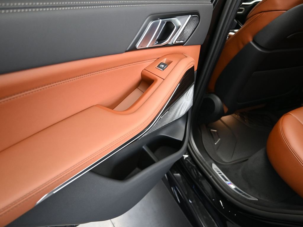 New 2026 BMW X5 M60i image 16