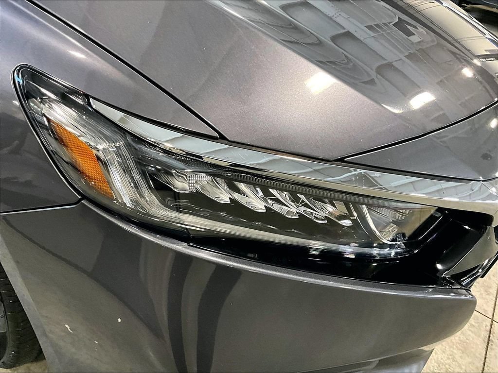 Used 2018 Honda Accord LX image 33