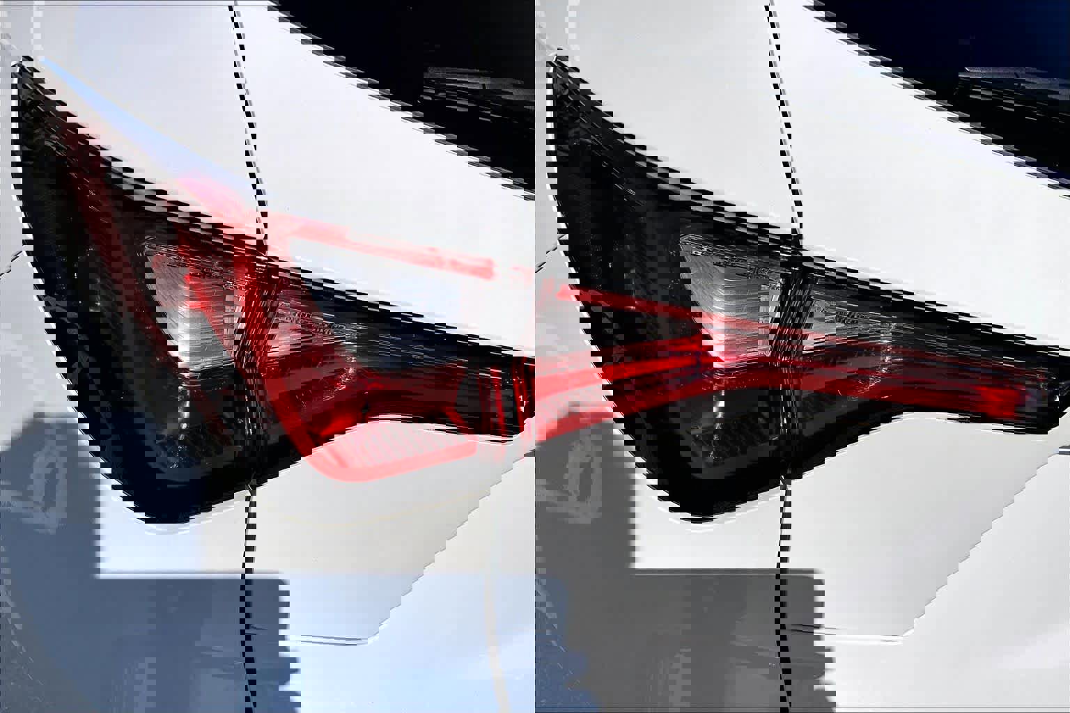 Used 2023 Acura MDX SH-AWD w/ Advance Package image 29