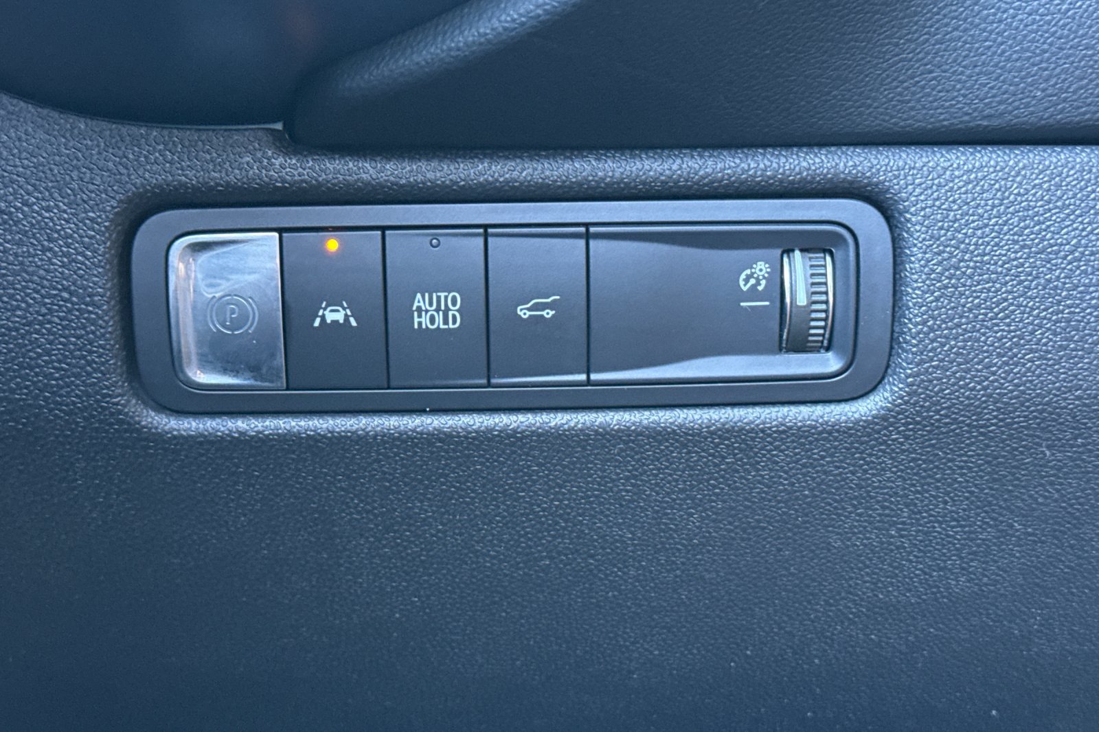 Used 2024 Chevrolet Equinox EV LT FWD image 36