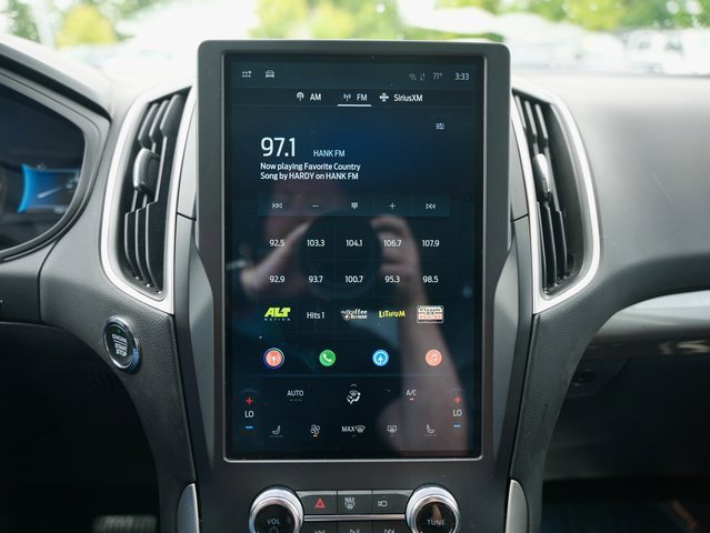 Used 2024 Ford Edge SEL image 20