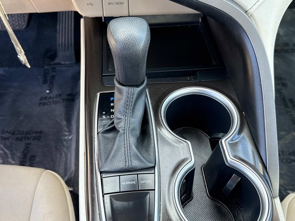 Used 2024 Toyota Camry LE image 24