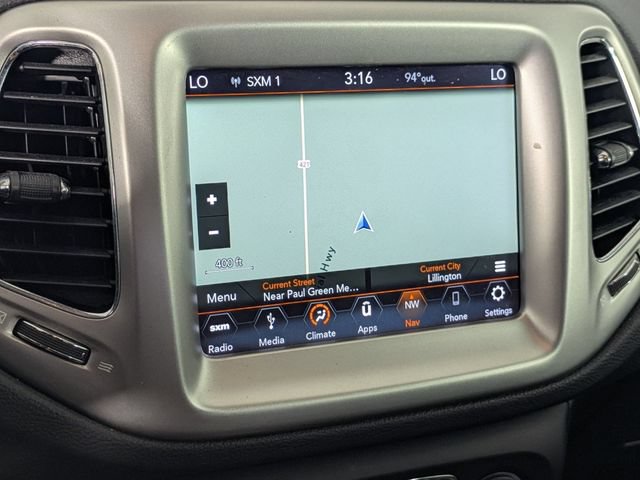 Used 2019 Jeep Compass Latitude w/ Popular Equipment Group FWD image 18