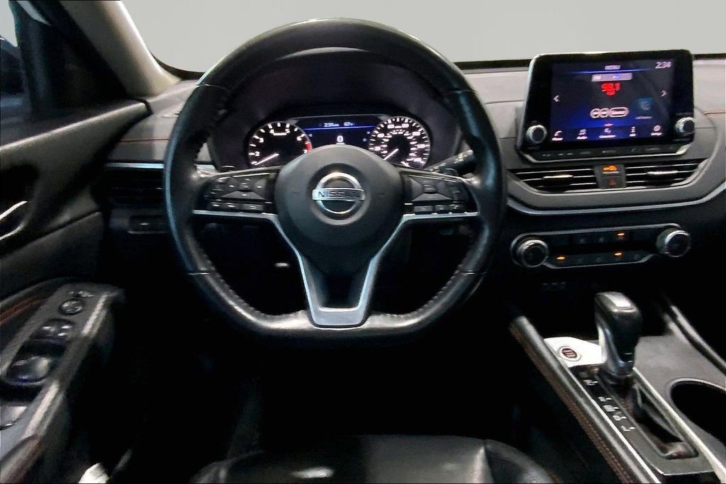 Used 2020 Nissan Altima 2.5 SR AWD/4WD image 8
