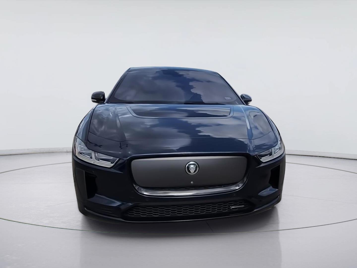 Used 2024 Jaguar I-PACE R-Dynamic HSE AWD/4WD image 3
