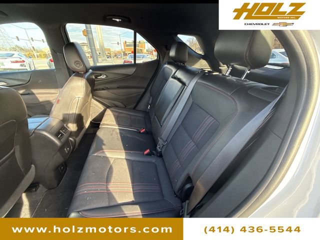 Certified 2022 Chevrolet Equinox RS w/ Infotainment Package image 18