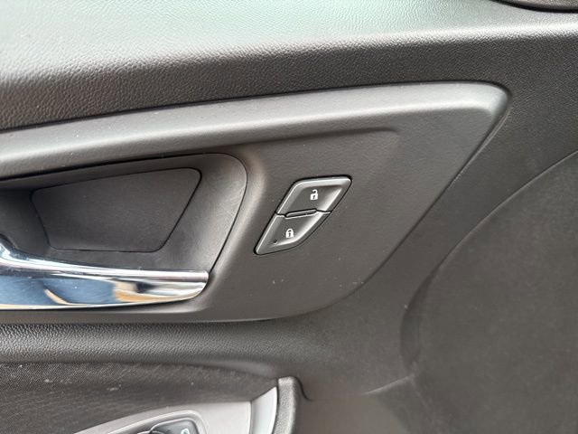 Used 2024 Chevrolet Malibu LT image 11