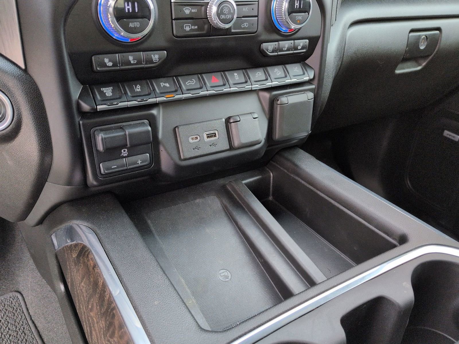 Used 2023 GMC Sierra 2500 Denali image 70