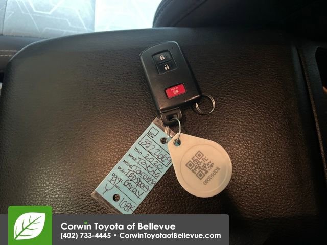 Used 2020 Toyota Tacoma TRD Sport image 27