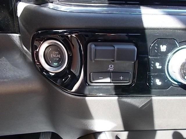 New 2025 Chevrolet Silverado 3500 High Country w/ High Country Premium Package image 29