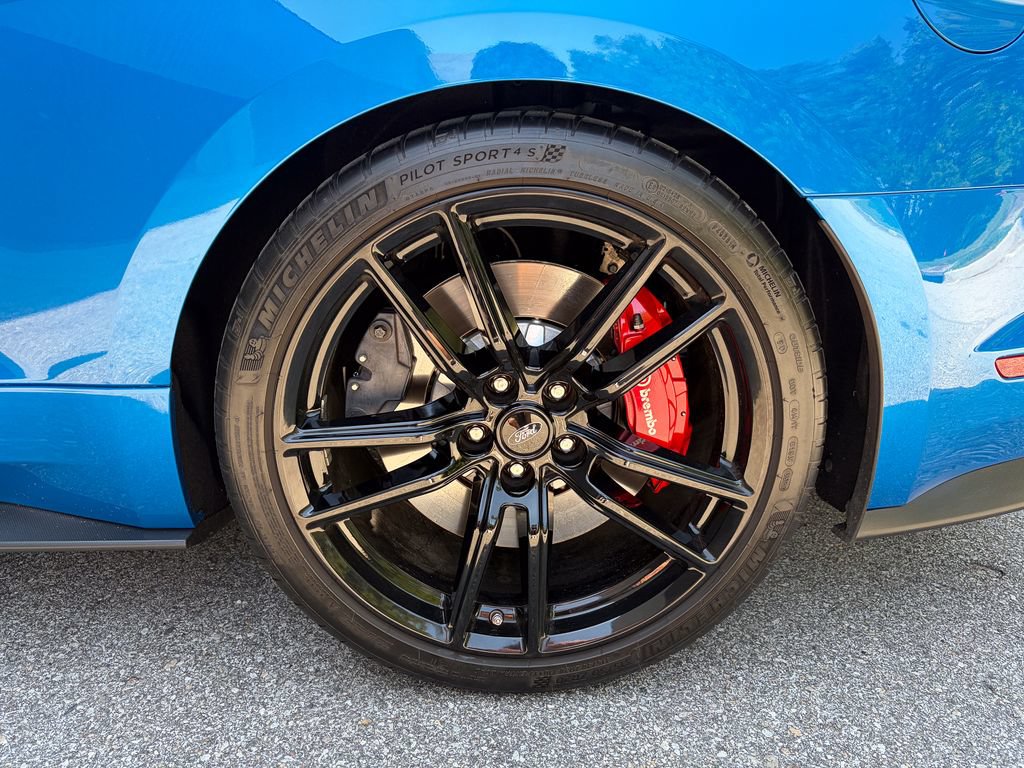 Used 2021 Ford Mustang Shelby GT500 w/ Technology Package RWD image 64
