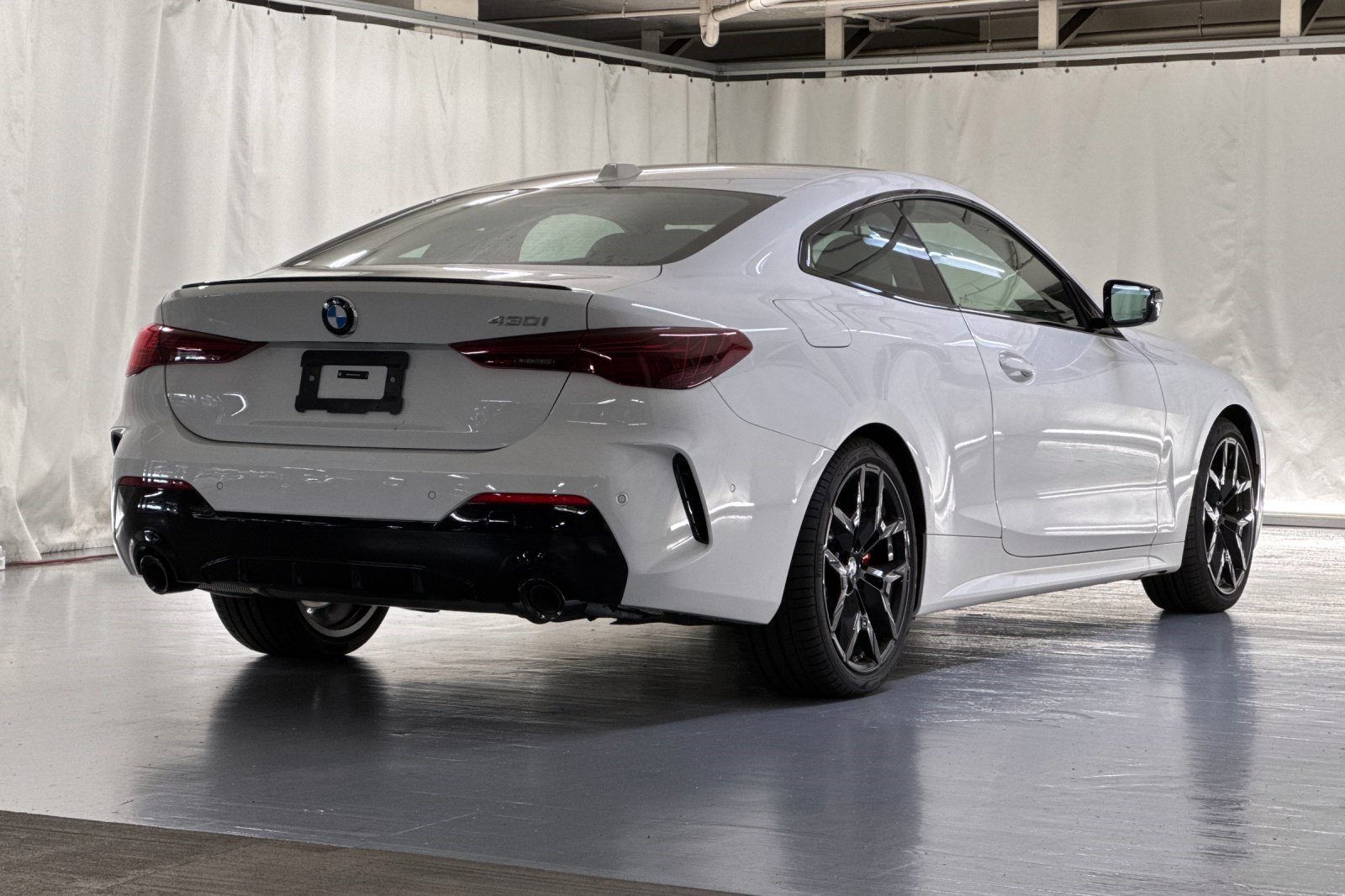 New 2026 BMW 430i Coupe w/ M Sport Package image 8