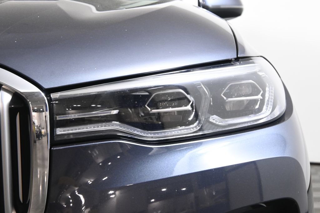Used 2020 BMW X7 xDrive40i w/ Premium Package AWD/4WD image 11