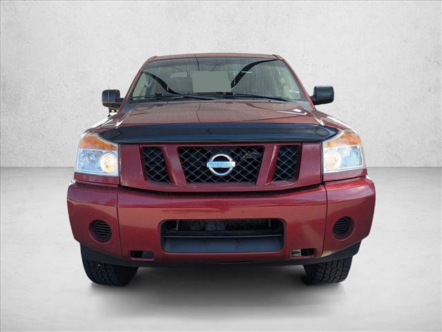 Used 2015 Nissan Titan SV image 2