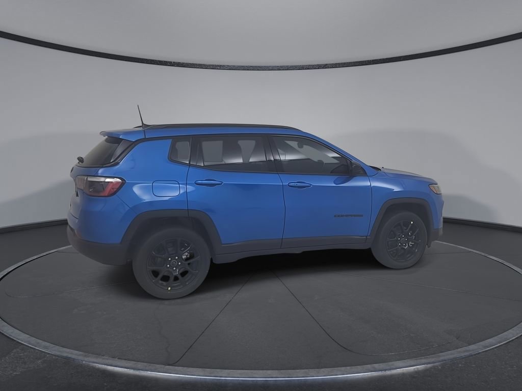 New 2026 Jeep Compass Latitude image 5