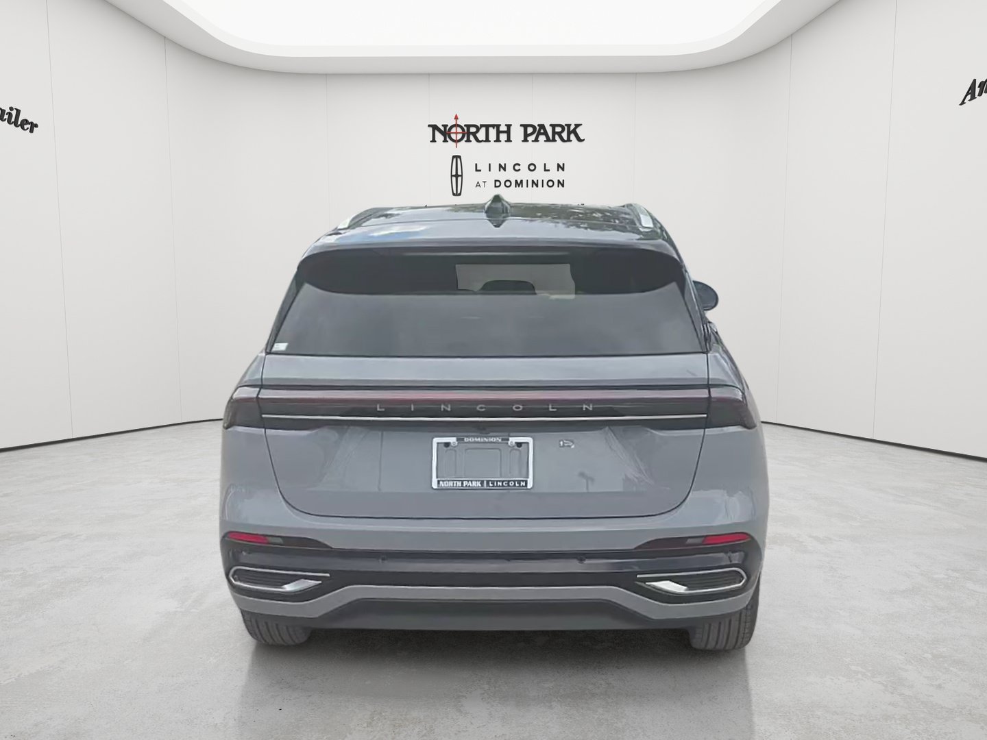New 2026 Lincoln Nautilus Reserve AWD/4WD image 4