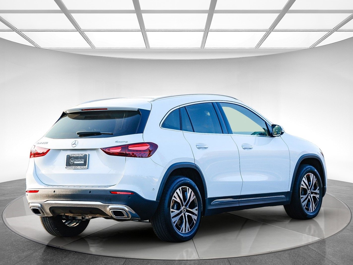 Certified 2025 Mercedes-Benz GLA 250 4MATIC image 4