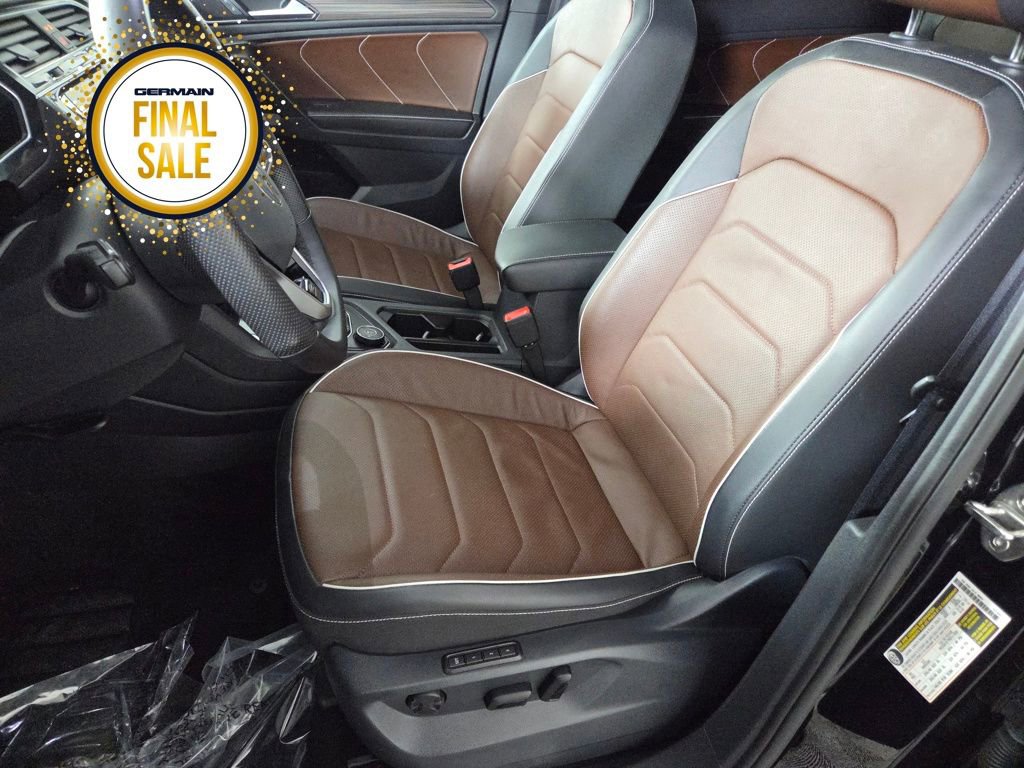 Used 2024 Volkswagen Tiguan SEL R-Line image 16
