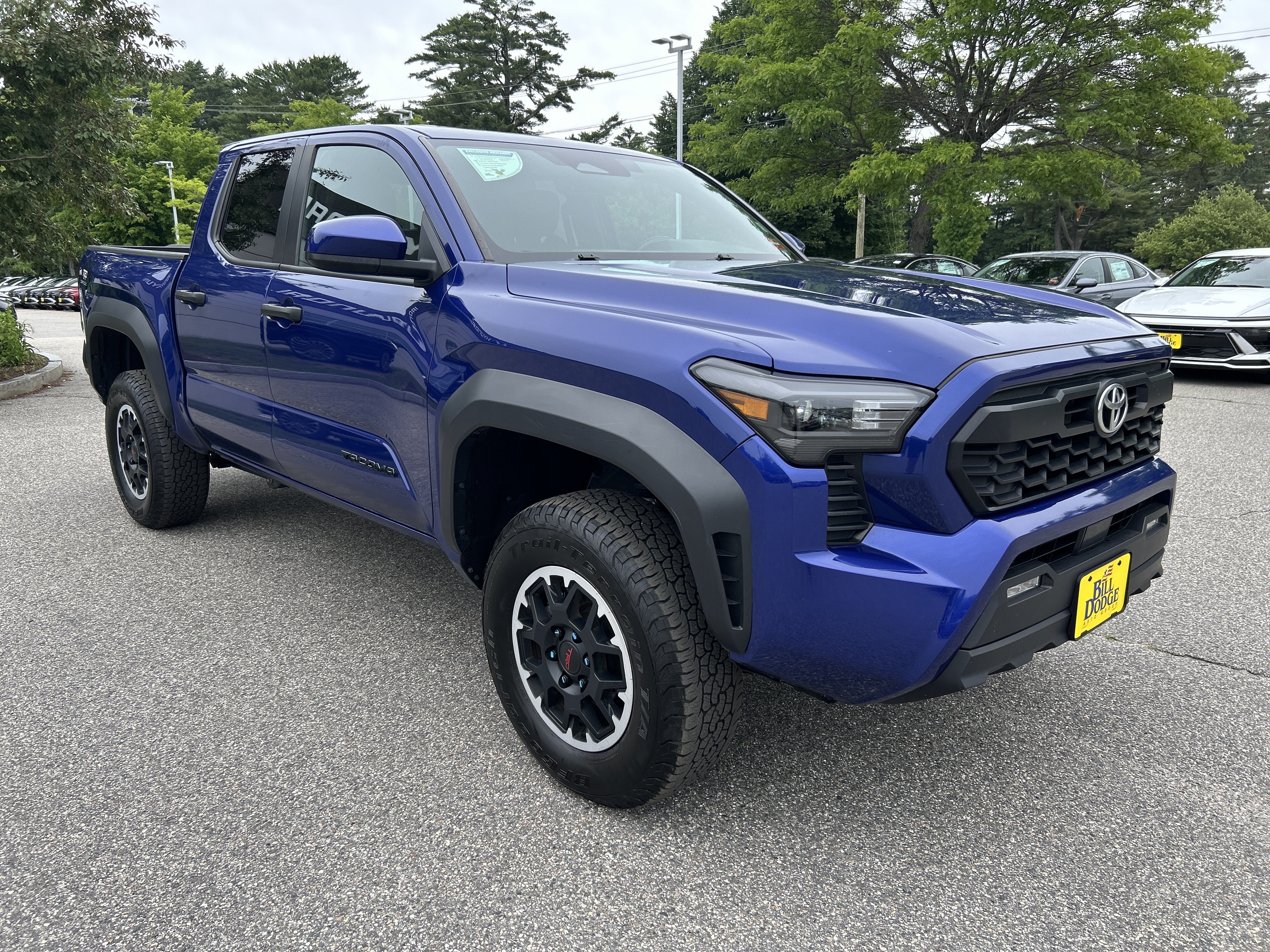 Used 2024 Toyota Tacoma TRD Off-Road AWD/4WD image 3