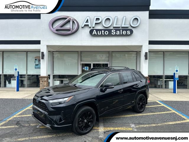Used 2022 Toyota RAV4 SE w/ Convenience Package