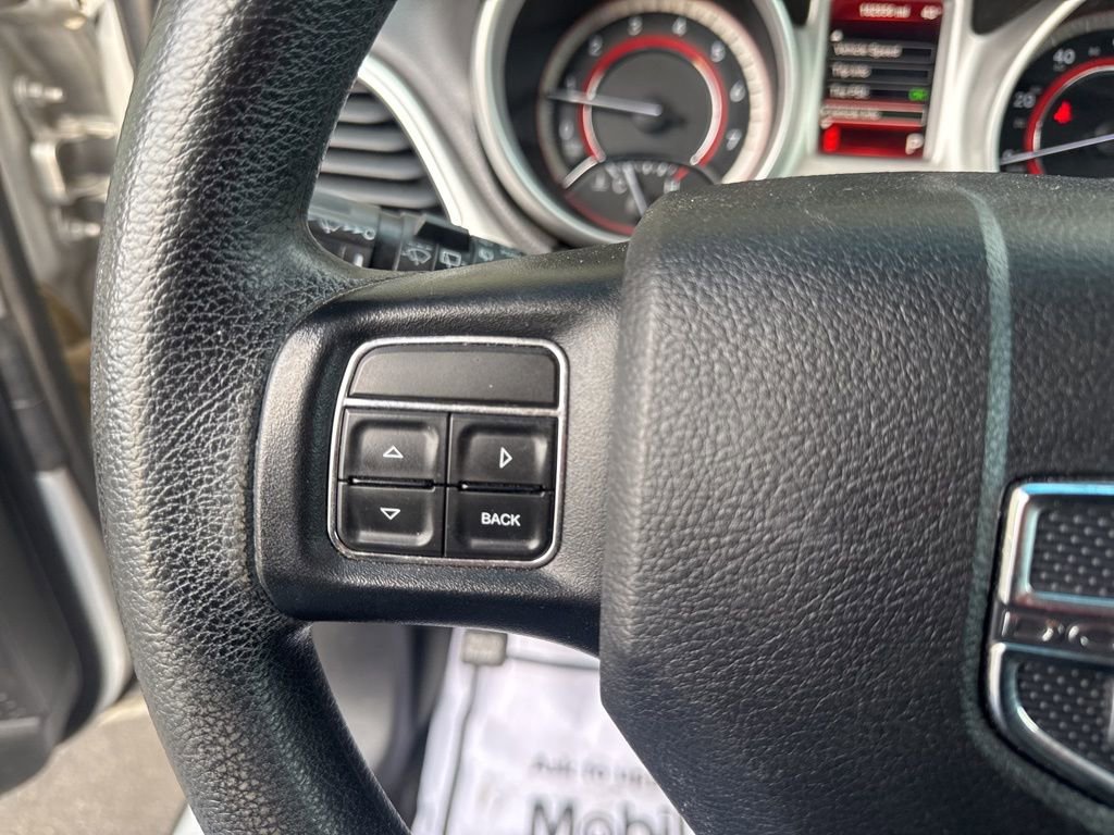 Used 2014 Dodge Journey SXT w/ Flexible Seating Group image 17