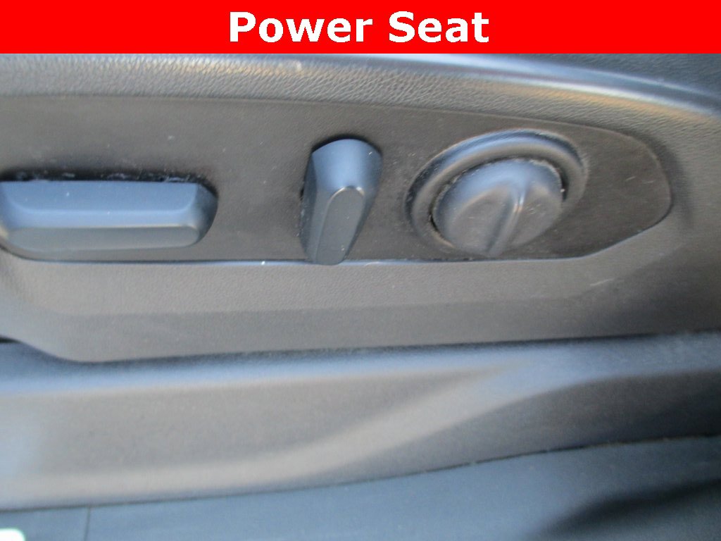 Certified 2022 Chevrolet Silverado 2500 LTZ w/ LTZ Convenience Package image 22