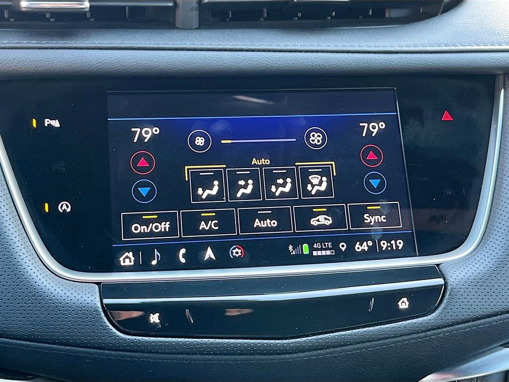 Used 2025 Cadillac XT5 Premium Luxury image 16