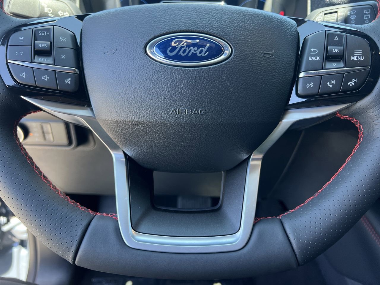 New 2026 Ford Explorer ST-Line w/ Premium Package RWD image 9
