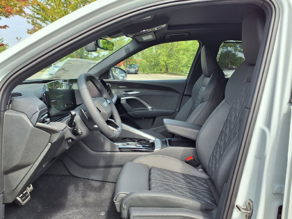 New 2026 Audi SQ5 Prestige AWD/4WD image 8