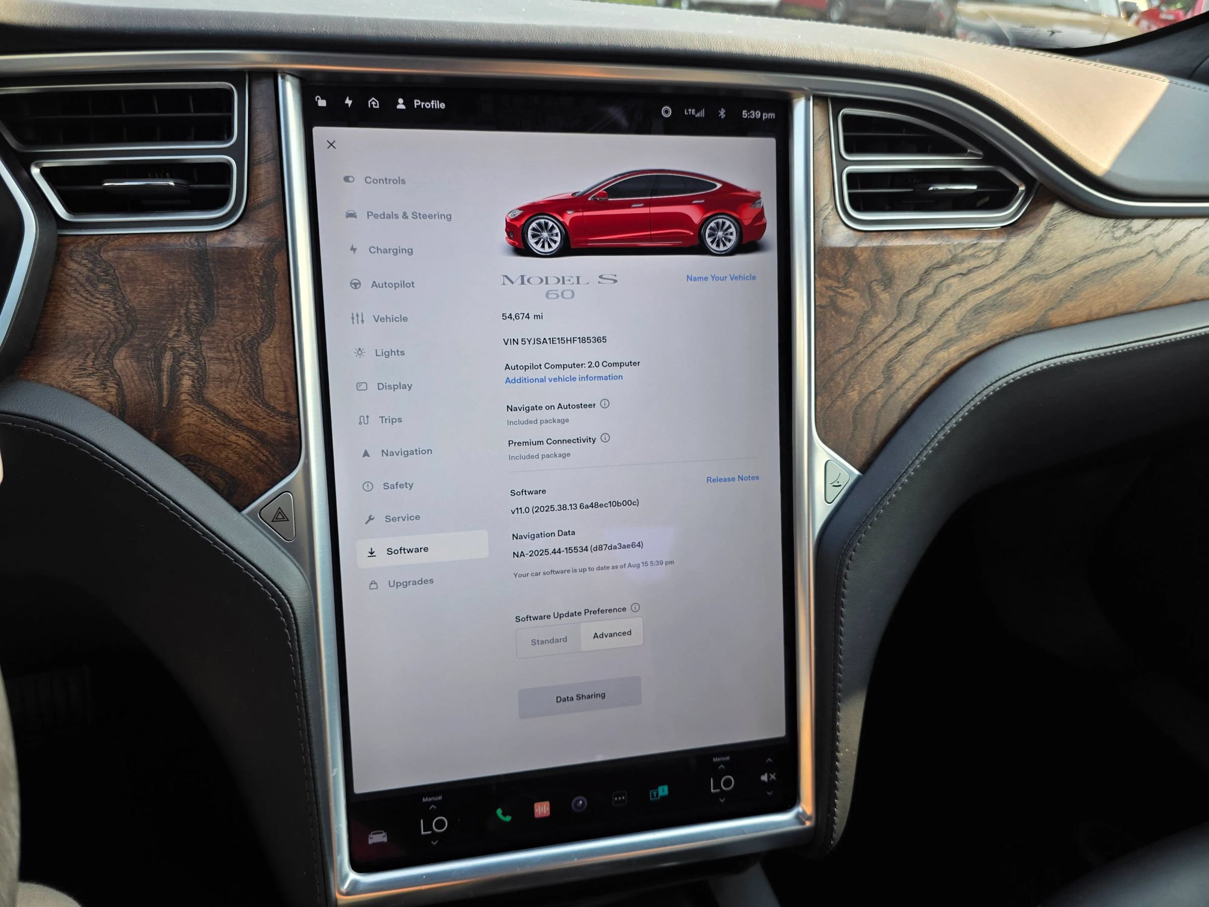 Used 2017 Tesla Model S 60 RWD image 2