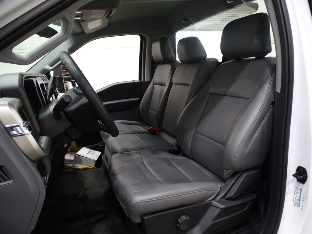 Used 2023 Ford F550 4x4 Regular Cab Super Duty image 10
