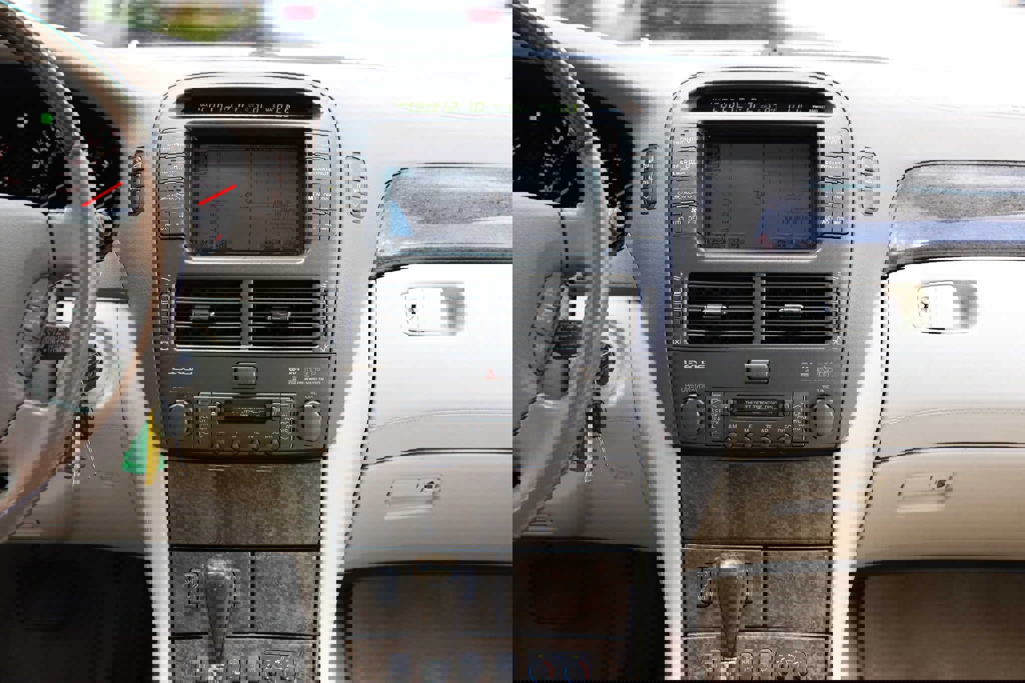 Used 2002 Lexus LS 430 image 44