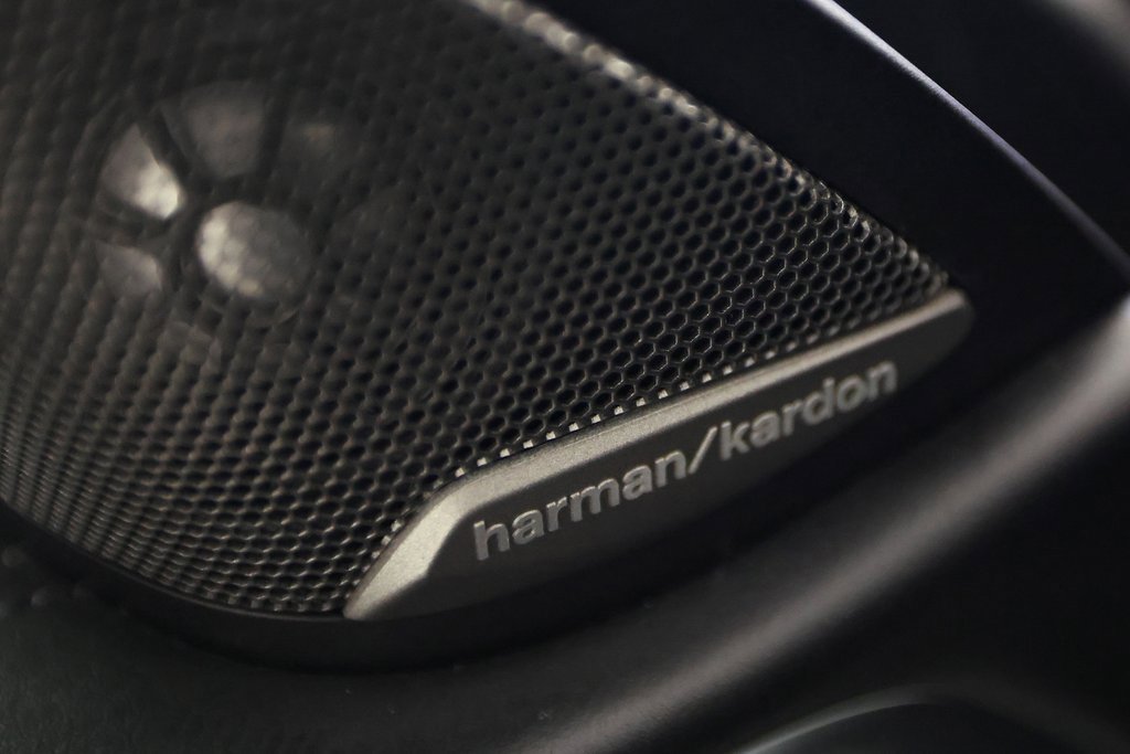 Used 2021 BMW M4 Coupe image 16