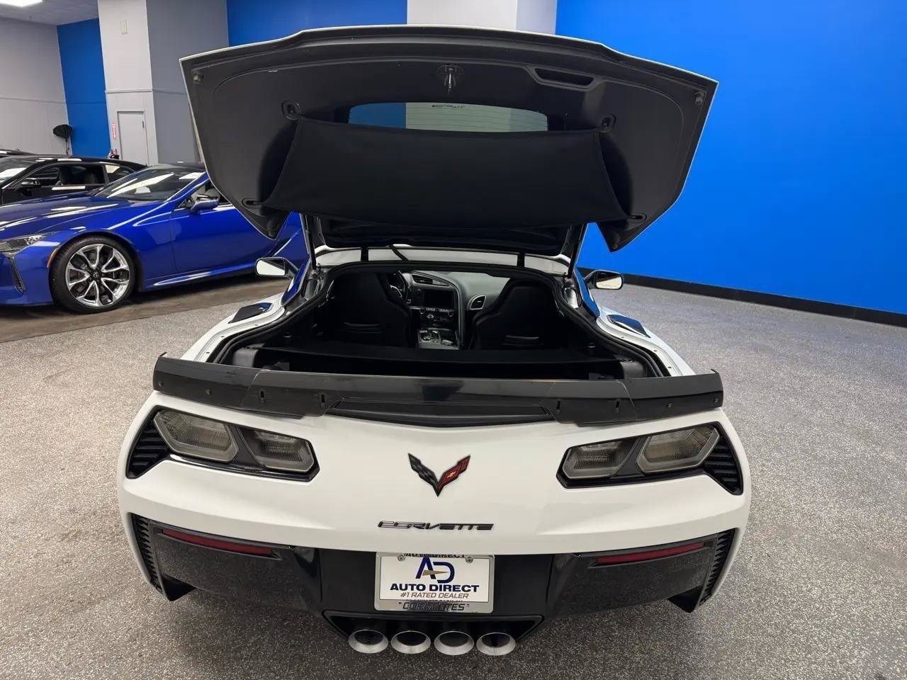 Used 2017 Chevrolet Corvette Z06 w/ Z07 Performance Package RWD image 23