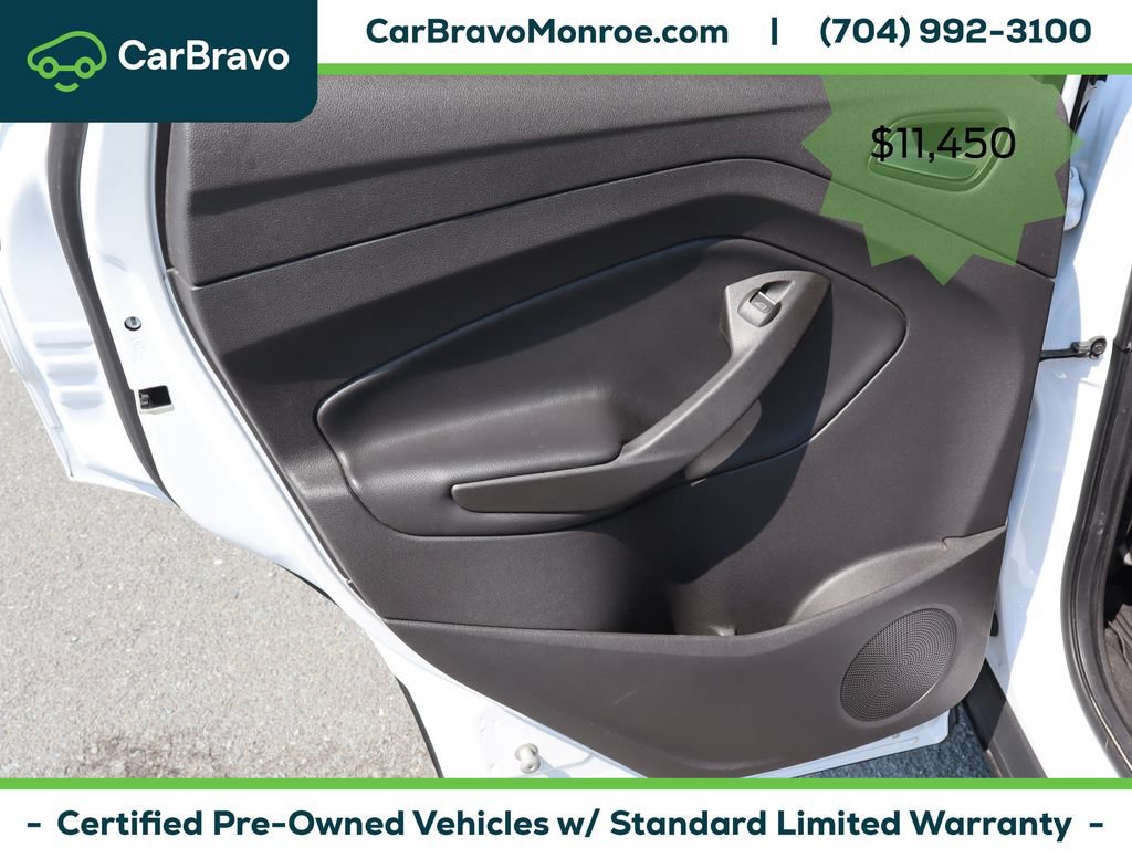 Used 2019 Ford Escape SE FWD image 38