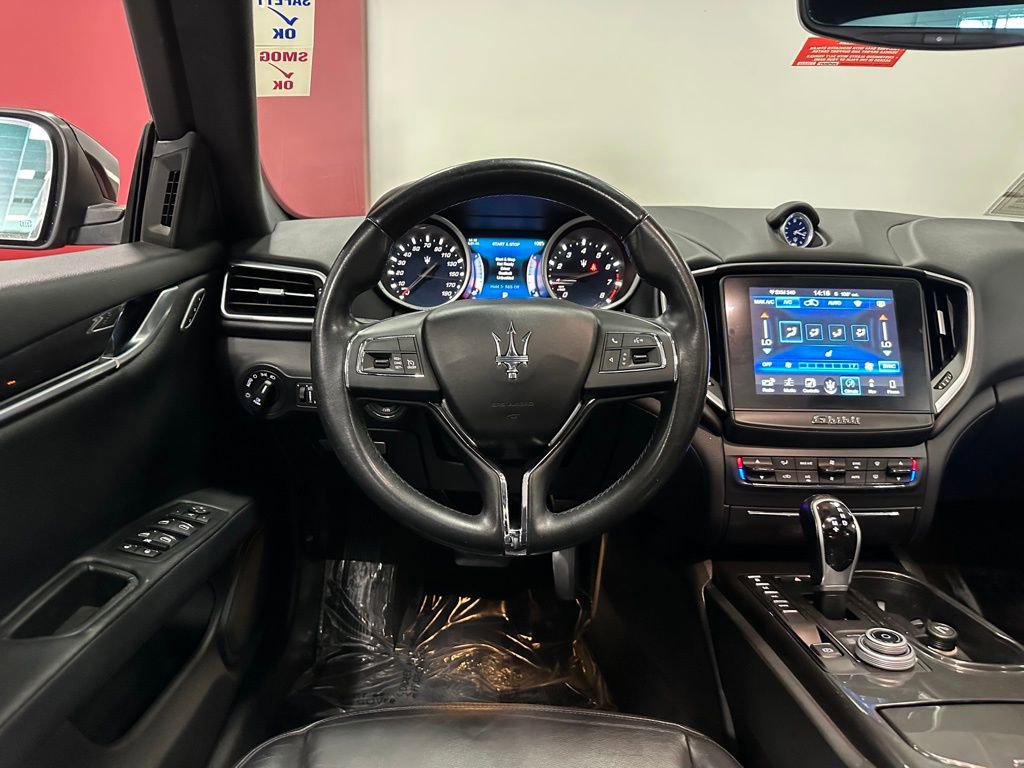 Used 2017 Maserati Ghibli image 26
