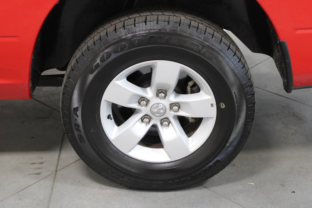 Used 2024 RAM 1500 Classic SLT image 17