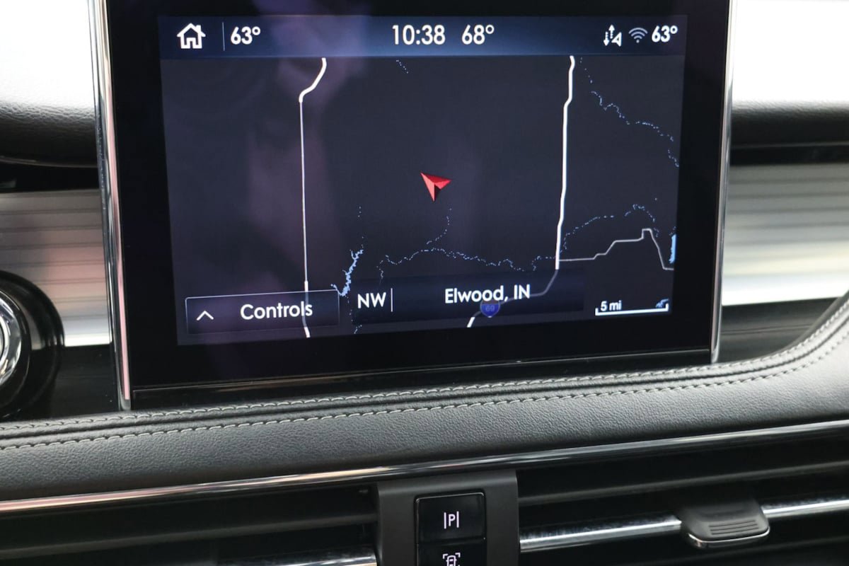 Used 2022 Lincoln Corsair FWD w/ Equipment Group 101A image 8