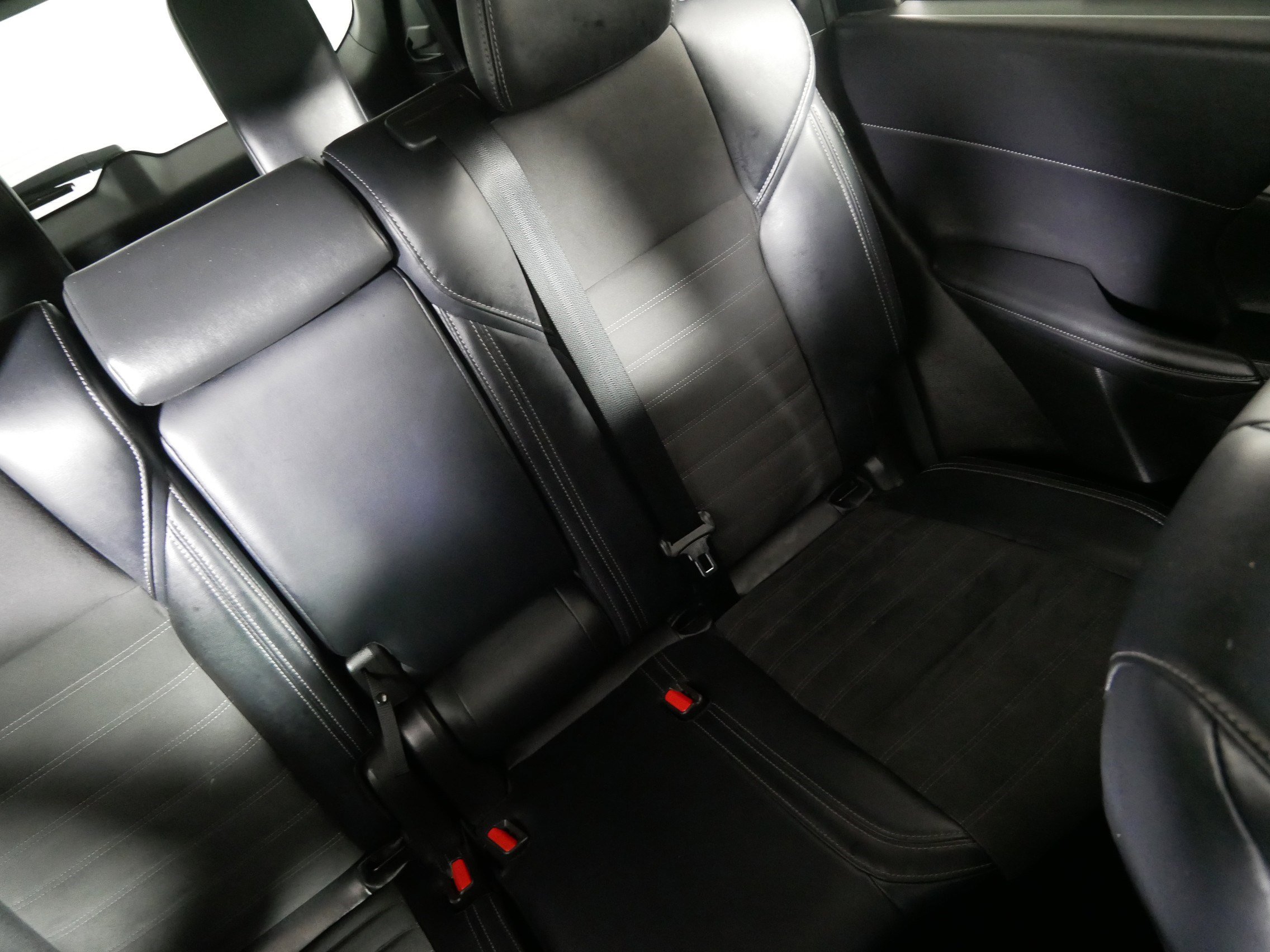 Used 2024 Mitsubishi Outlander SE image 14