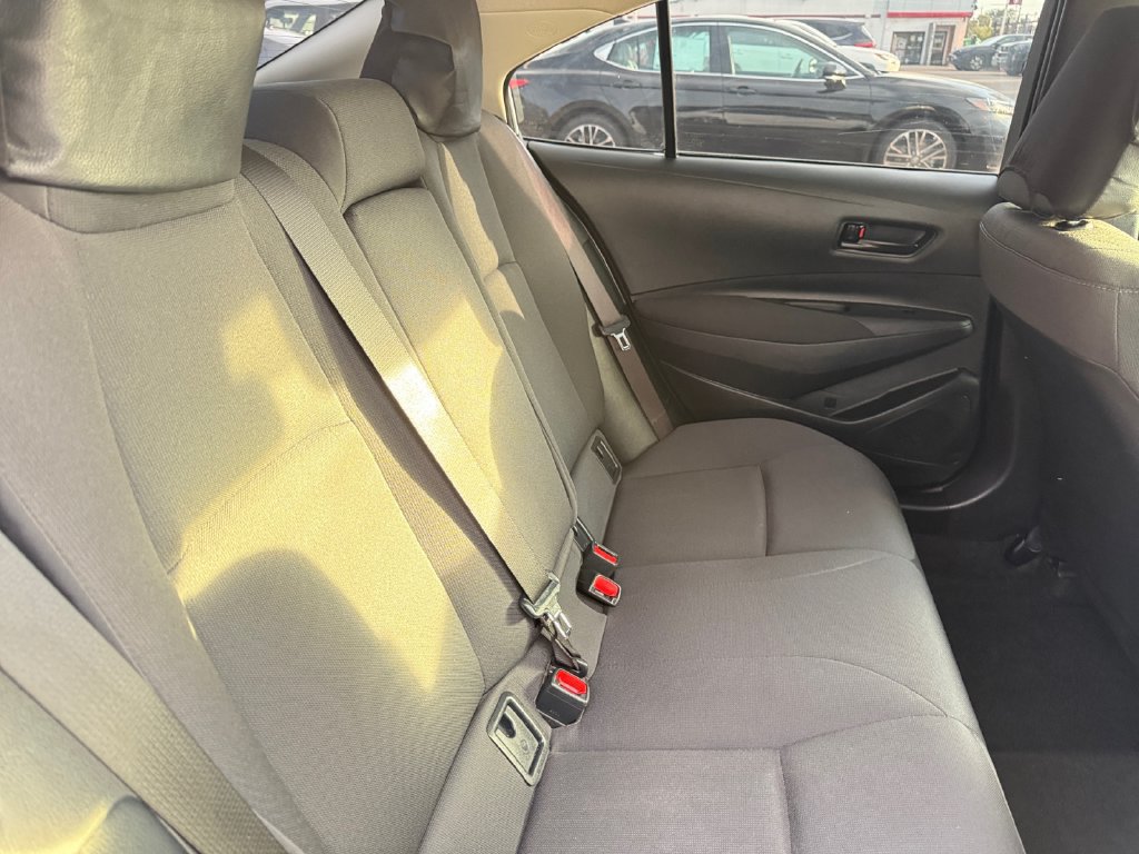 Certified 2025 Toyota Corolla LE FWD image 22