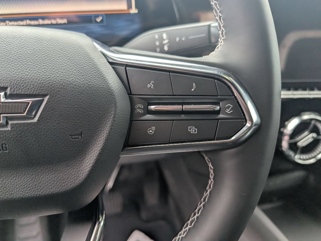 New 2026 Chevrolet Blazer EV LT AWD/4WD image 18