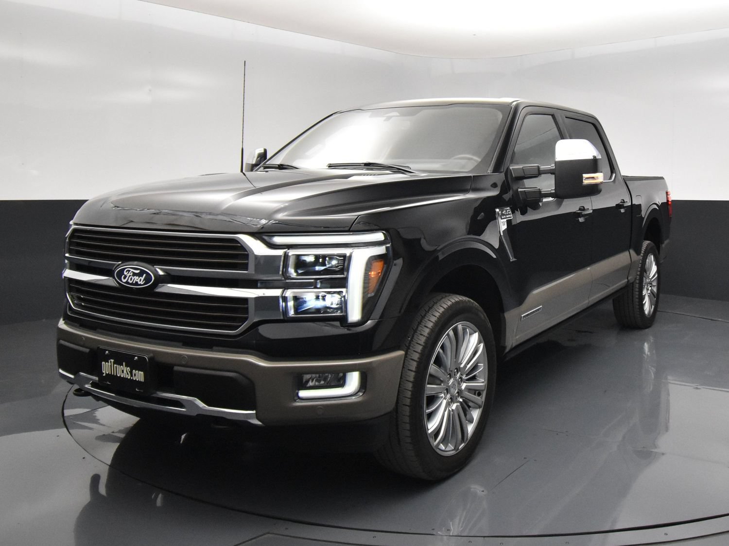 Used 2025 Ford F150 King Ranch AWD/4WD image 2