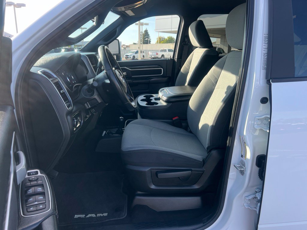 Used 2024 RAM 3500 SLT w/ Quick Order Package 2YG SLT AWD/4WD image 23