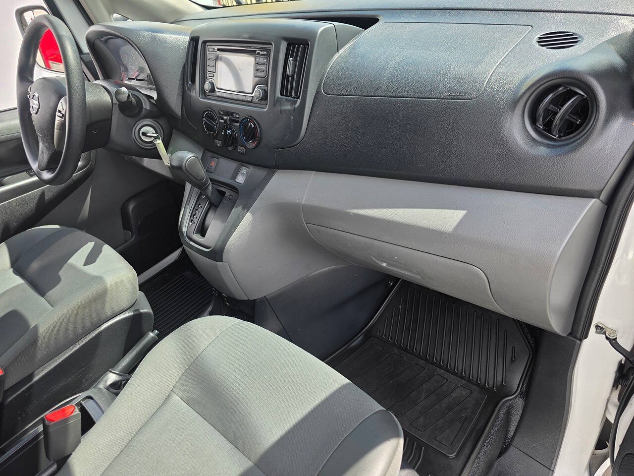 Used 2019 Nissan NV200 SV w/ Back Door Glass Package FWD image 20