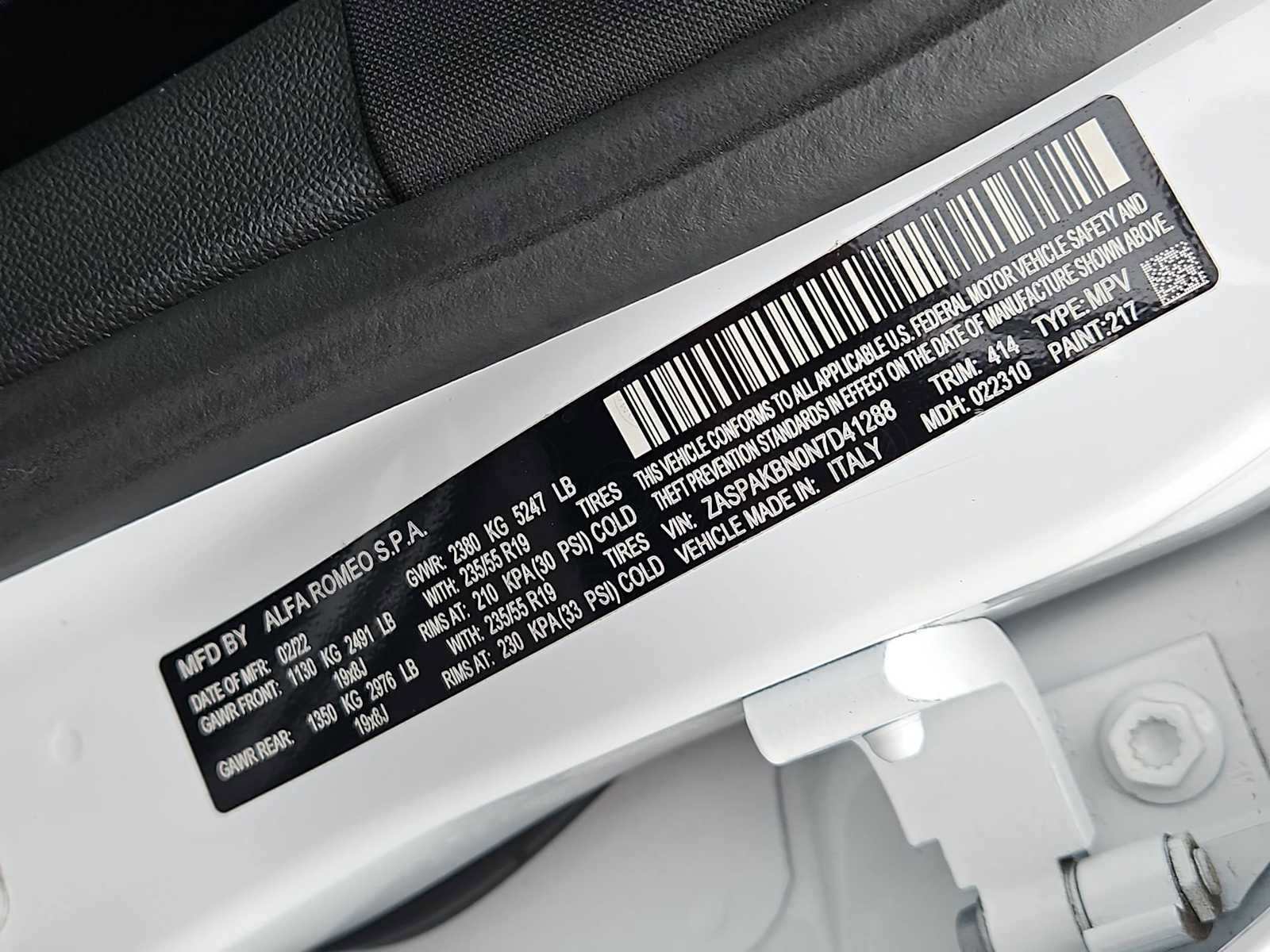 Used 2022 Alfa Romeo Stelvio Ti image 36