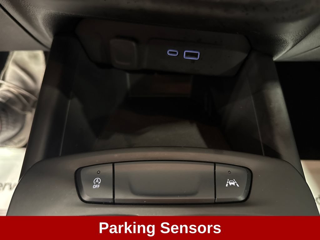 Used 2024 Chevrolet Trax LS w/ LS Convenience Package FWD image 18