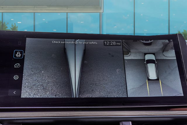 New 2026 Hyundai Santa Fe Limited FWD image 33
